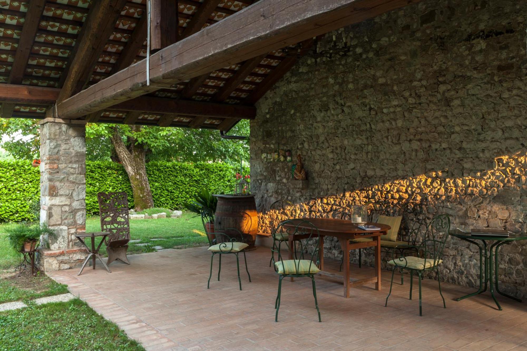 Manzano B&B La Casa Del Sole מראה חיצוני תמונה
