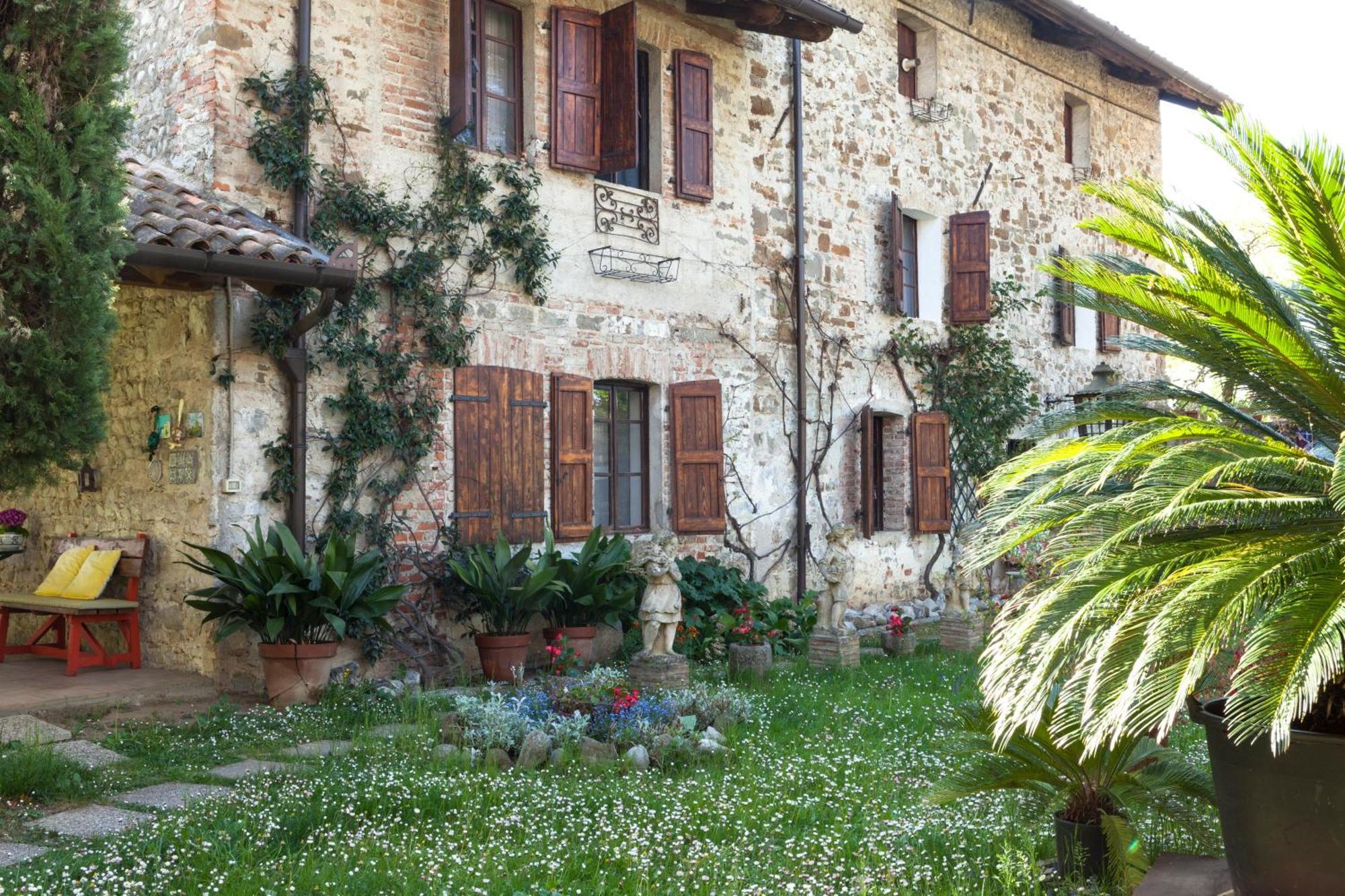 Manzano B&B La Casa Del Sole מראה חיצוני תמונה