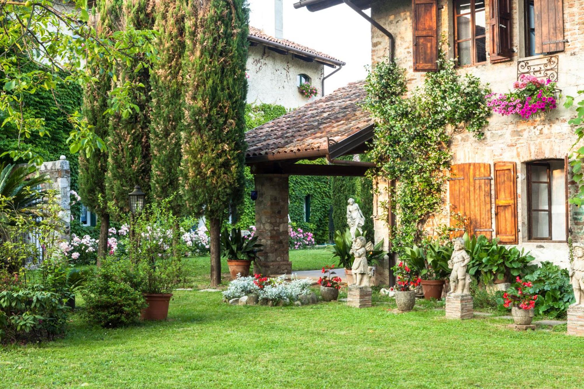 Manzano B&B La Casa Del Sole מראה חיצוני תמונה